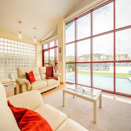 Villa In Albufeira With Pool Near Marina * Albufeira